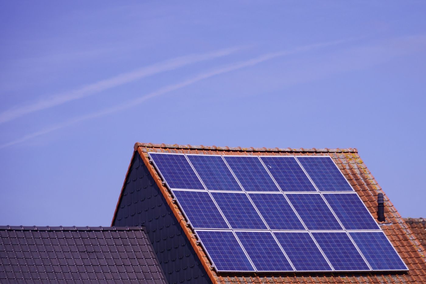 Close up of solar panels on a commercial rooftop